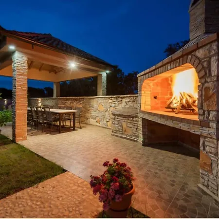 Binjake Villa Cukrici